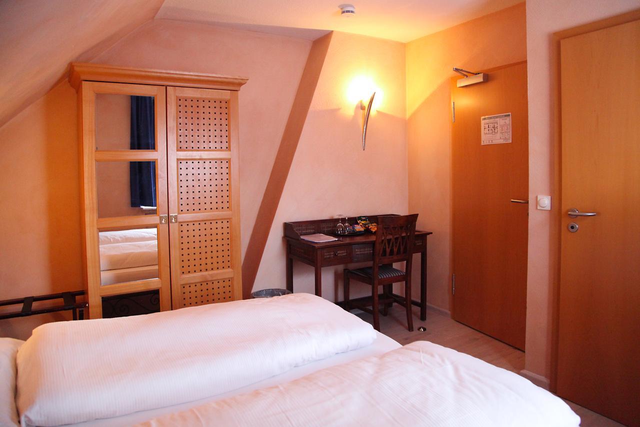 גלזנקירכן Hotel La Scala מראה חיצוני תמונה